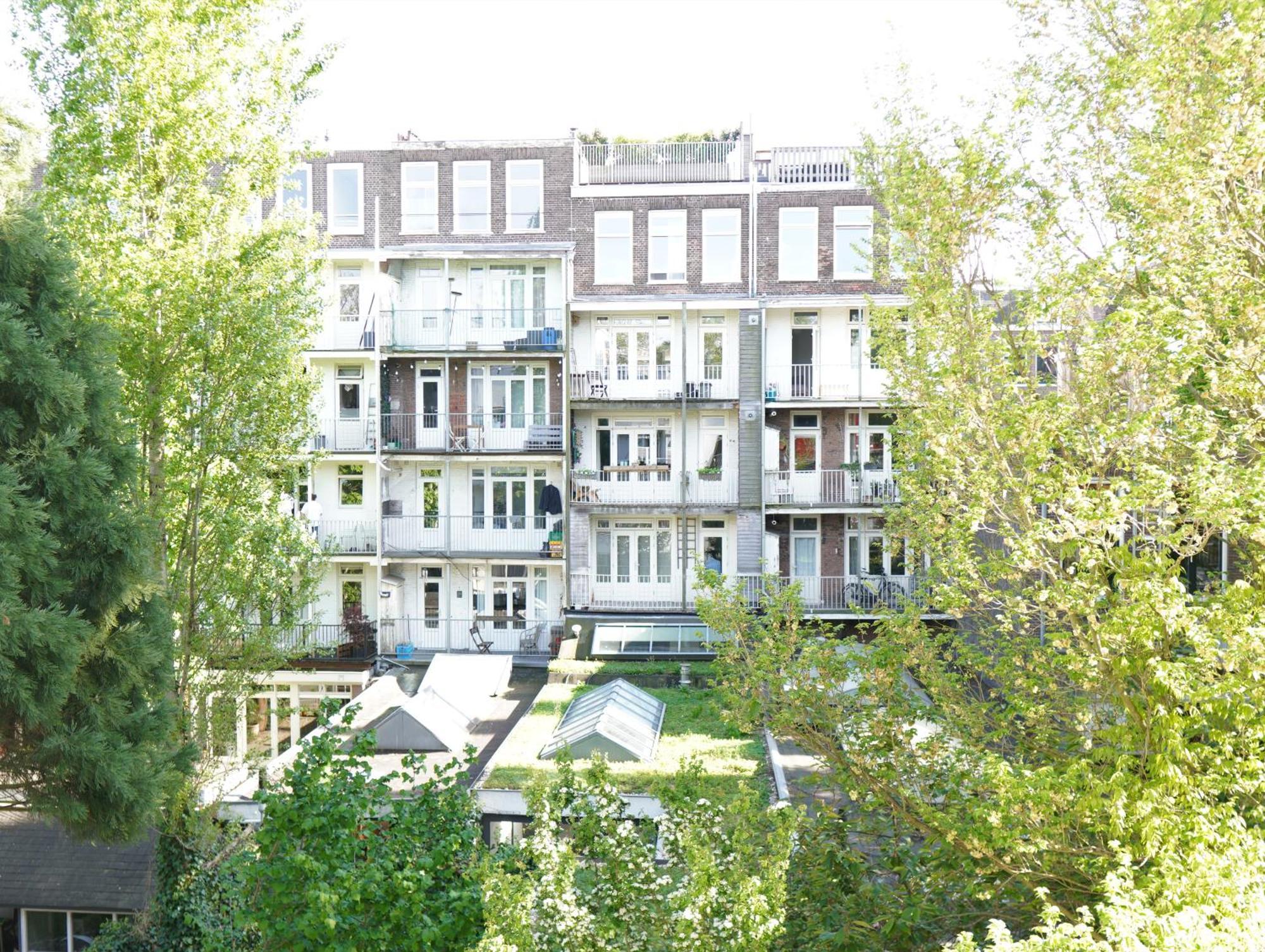 Hostal Onefam Amstel *